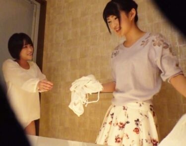 素人×ハメ撮り：＜素人＞※保険営業OL(20)をガチナンパ→即ハメ撮り♥乱交SEXでお漏らしマンコを追撃ピストン責めｗｗｗｗ