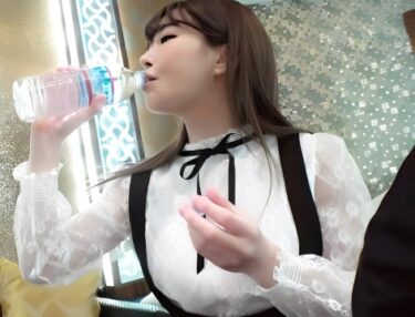 素人×ハメ撮り：＜キメセク×中出し＞※レンタル彼女に★★を飲ませて強制SEX！快感が止まらない敏感ボディに中だしするヤバいやつ…！！！