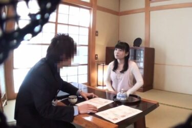素人×ハメ撮り：若くて可愛い清楚な自分の奥さんを他人棒に寝取られた姿が見てみたい旦那さんわ訪問販売員に寝取らせてみました！！