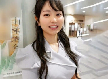 素人×ハメ撮り：＜人妻NTR＞※三十路越えの美熟女を他人チンポで寝取り開始！美魔女の淫乱マンコに大量精子を中出し完了ｗｗｗ＜不倫/浮気＞